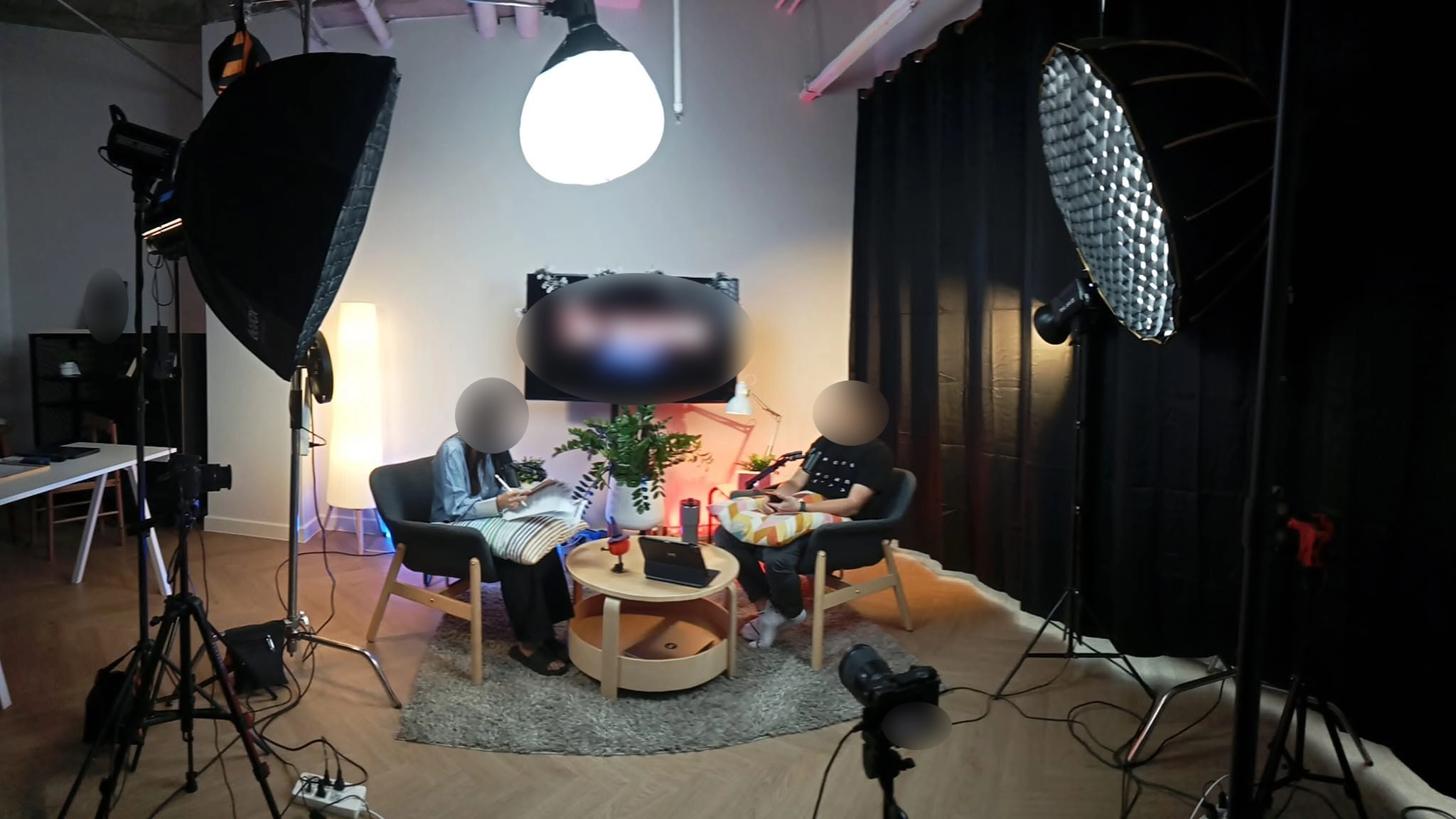 Tech Corporate Reveal - Frame 3